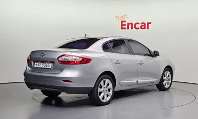 Renault-KoreaSamsung SM3 2010, 65480 км, за 2279.09 USD