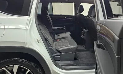 Volkswagen Atlas 2025, 4257 км, за 34186.35 USD - фото 11