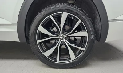 Volkswagen Atlas 2025, 4257 км, за 34186.35 USD - фото 21