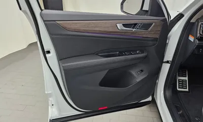 Volkswagen Atlas 2025, 4257 км, за 34186.35 USD - фото 24