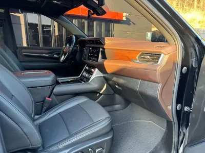 GMC Yukon 2022, 38800 км, за 57329.02 USD - фото 10