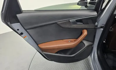 Audi A4 2018, 52353 км, за 14106.6 USD - фото 25