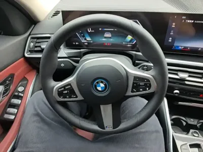 BMW i3 2024, 48400 км, за 21468.09 USD - фото 7
