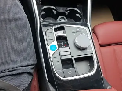 BMW i3 2024, 48400 км, за 21468.09 USD - фото 10