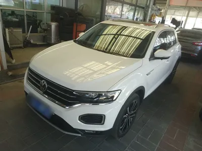 Volkswagen T-Roc · 2021 год