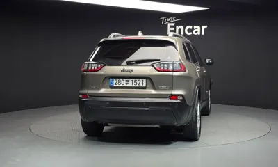 Jeep Cherokee 2019, 161206 км, за 5417.9 USD
