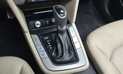Hyundai Avante 2016, 135494 км, за 5185.77 USD - фото 9