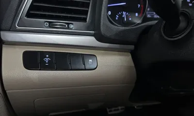 Hyundai Avante 2016, 135494 км, за 5185.77 USD - фото 17