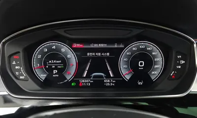 Audi A8 2021, 126307 км, за 35765.49 USD - фото 8