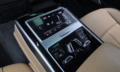 Audi A8 2021, 126307 км, за 35765.49 USD - фото 19