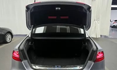 Audi A8 2015, 97539 км, за 15813.31 USD - фото 20