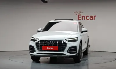 Audi Q5 2021, 69491 км, за 22427.35 USD