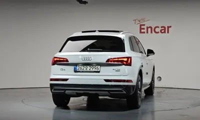 Audi Q5 2021, 69491 км, за 22427.35 USD