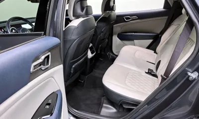 Kia Sportage 2023, 50972 км, за 17589.59 USD - фото 12