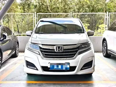 Honda Elysion 2019, 123000 км, за 15406.29 USD