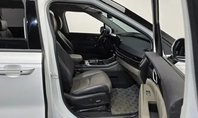 Kia Canival 2025, 44870 км, за 27891.56 USD - фото 11