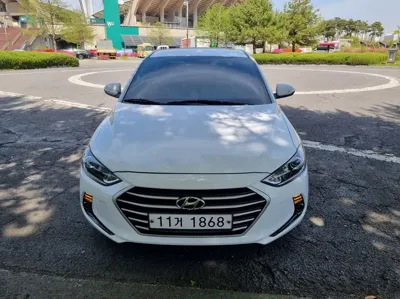 Hyundai Avante · 2018 год
