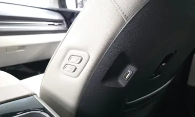 Kia Canival 2021, 27615 км, за 17524.44 USD - фото 36