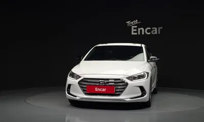 Hyundai Avante 2017, 150169 км, за 5021.66 USD