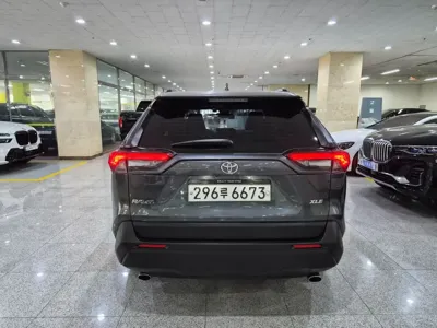 Toyota RAV4 2019, 120064 км, за 15926.67 USD