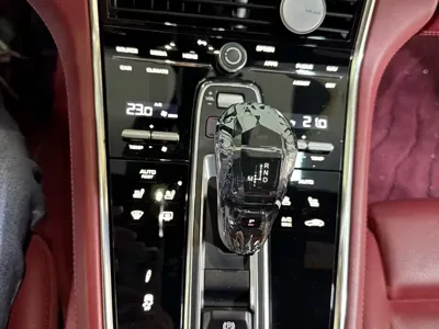 Porsche Panamera 2022, 66000 км, за 93890.3 USD - фото 10