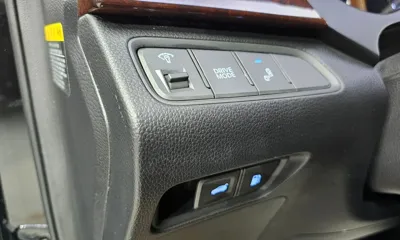 Hyundai Grandeur 2017, 98942 км, за 5144.23 USD - фото 19