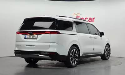 Kia Canival 2023, 63285 км, за 18102.49 USD