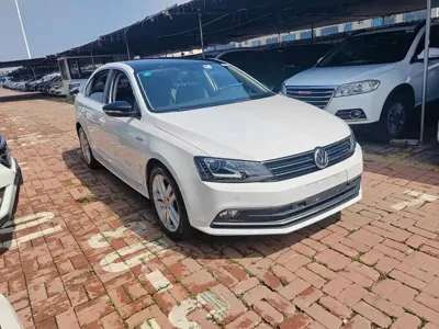 Volkswagen Sagitar 2018, 160000 км, за 6753.84 USD