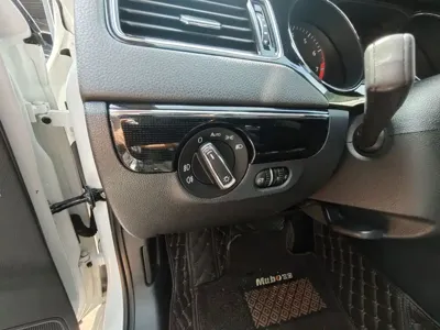 Volkswagen Sagitar 2018, 160000 км, за 6753.84 USD - фото 17