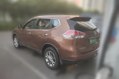 Nissan X-Trail 2014, 90300 км, за 5890 USD
