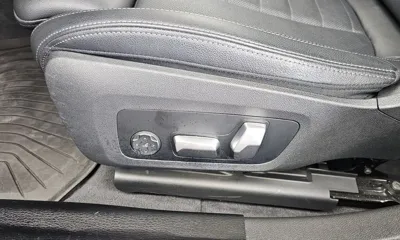 BMW i4 2022, 58509 км, за 32099.25 USD - фото 32