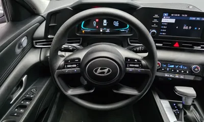 Hyundai Avante 2024, 14332 км, за 11356.18 USD - фото 13