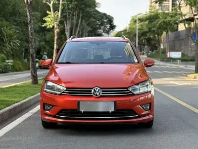 Volkswagen Golf Sportsvan 2016, 116000 км, за 4944.68 USD