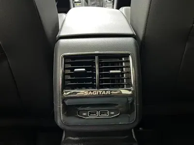 Volkswagen Sagitar 2022, 39000 км, за 14684.82 USD - фото 8