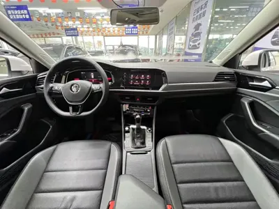 Volkswagen Sagitar 2022, 39000 км, за 14684.82 USD - фото 9