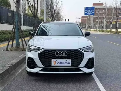 Audi Q3 Sportback 2022, 4200 км, за 18834.24 USD