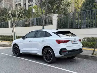 Audi Q3 Sportback 2022, 4200 км, за 18834.24 USD