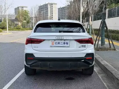 Audi Q3 Sportback 2022, 4200 км, за 18834.24 USD