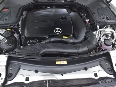 Mercedes-Benz E-Class 2022, 63211 км, за 27349.08 USD - фото 19