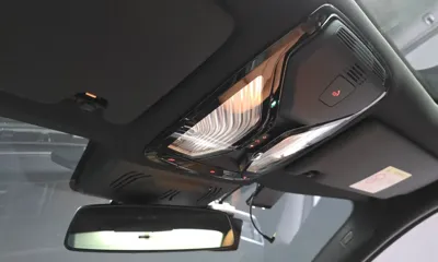 BMW 3-Series 2023, 51175 км, за 28876.2 USD - фото 29