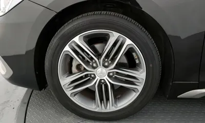 Hyundai Grandeur 2018, 94289 км, за 9049.45 USD