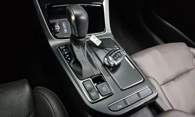 Hyundai Grandeur 2018, 94289 км, за 8986.48 USD - фото 9