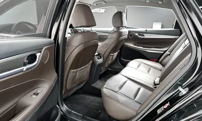 Hyundai Grandeur 2018, 94289 км, за 8986.48 USD - фото 10
