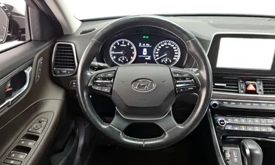 Hyundai Grandeur 2018, 94289 км, за 8986.48 USD - фото 13