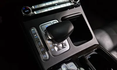 Genesis G90 2019, 97118 км, за 21803.76 USD - фото 9