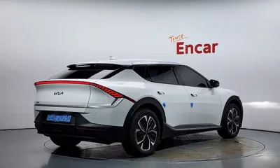 Kia EV6 2022, 41205 км, за 20680.54 USD