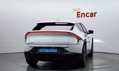 Kia EV6 2022, 41205 км, за 20680.54 USD
