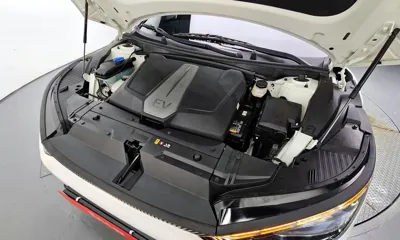 Kia EV6 2022, 41205 км, за 20680.54 USD - фото 6