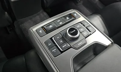 Hyundai Genesis 2015, 97371 км, за 7150.75 USD - фото 19