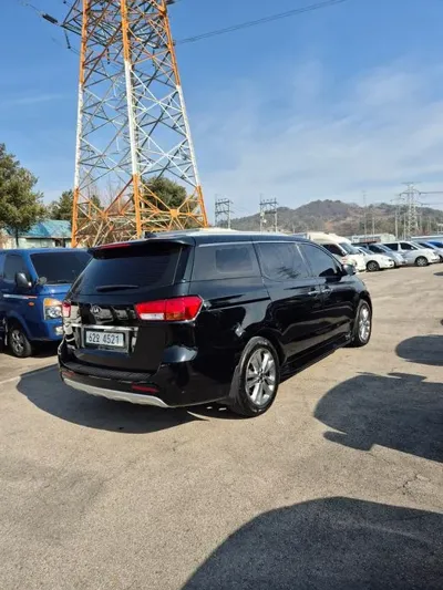 Kia Canival